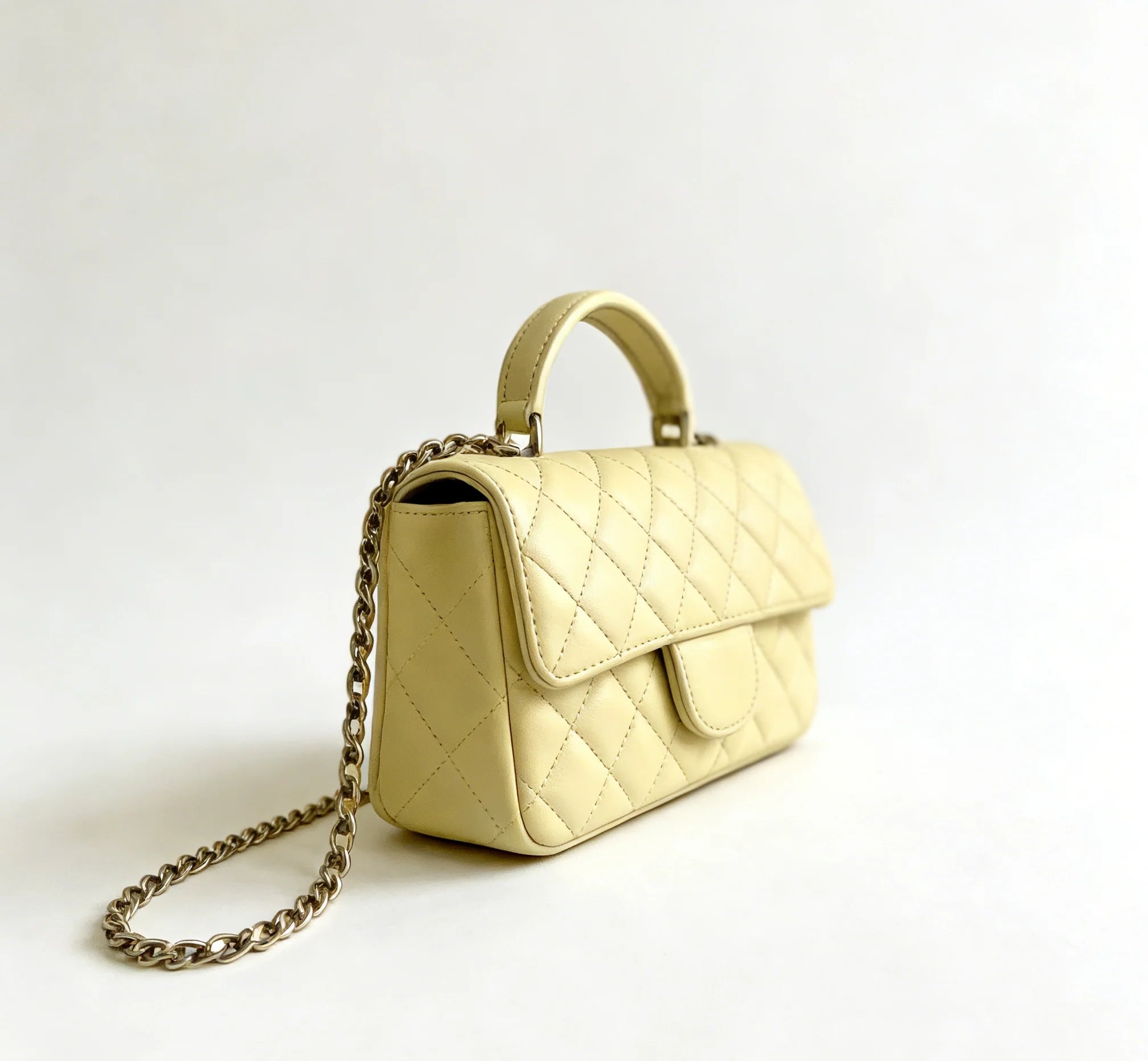 Bolso Quilted Flap de Lujo