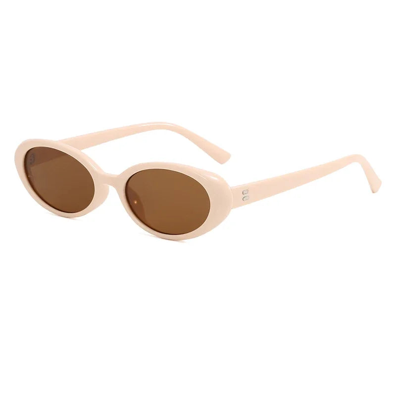 Gafas de Sol Ovaladas con Remaches