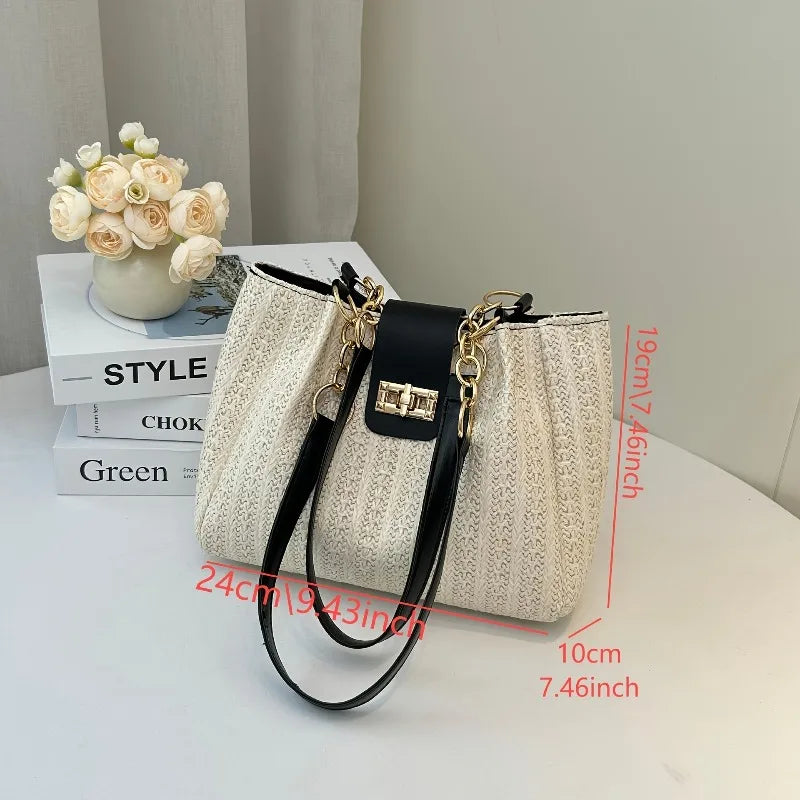 Bolso de Paja Trenzada con Detalles en Cuero