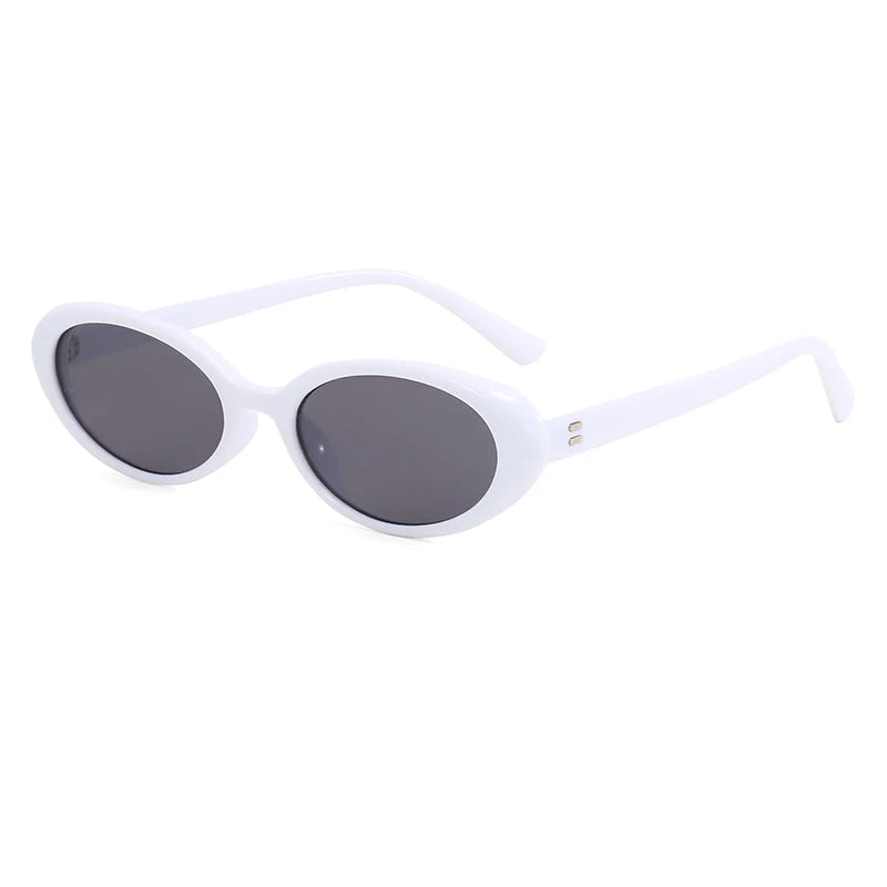 Gafas de Sol Ovaladas con Remaches